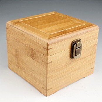 BAMBOO BOX